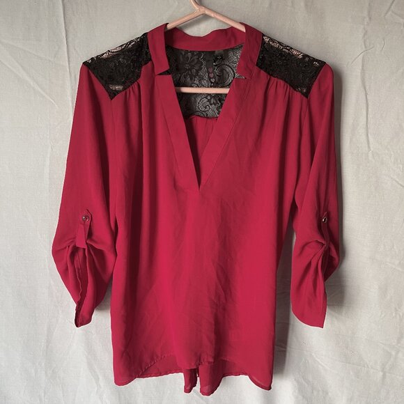 Three Hearts Tops - THREE HEARTS - RED & BLACK LACE Blouse Shirt Top - 3/4 Button Sleeve - LARGE